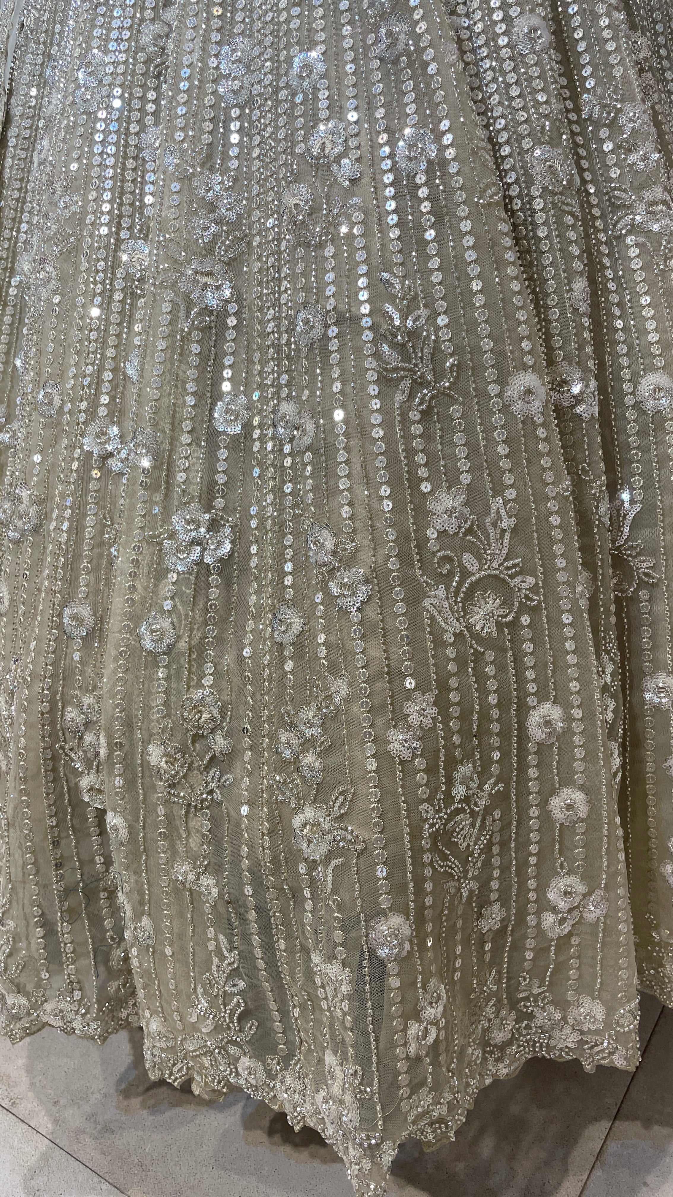 Cream Net Lehenga with Cutdana & Floral Motifs - Image 4