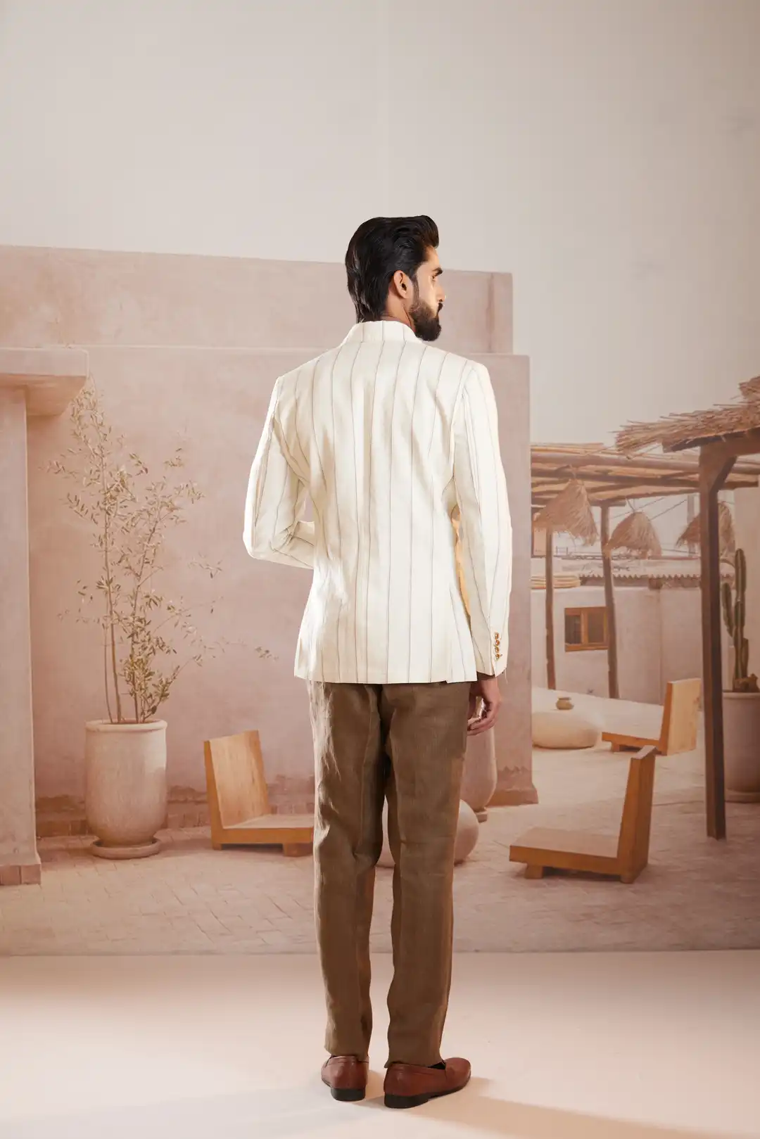 Ivory peak lapel striped summer Linen Blazer - Image 2