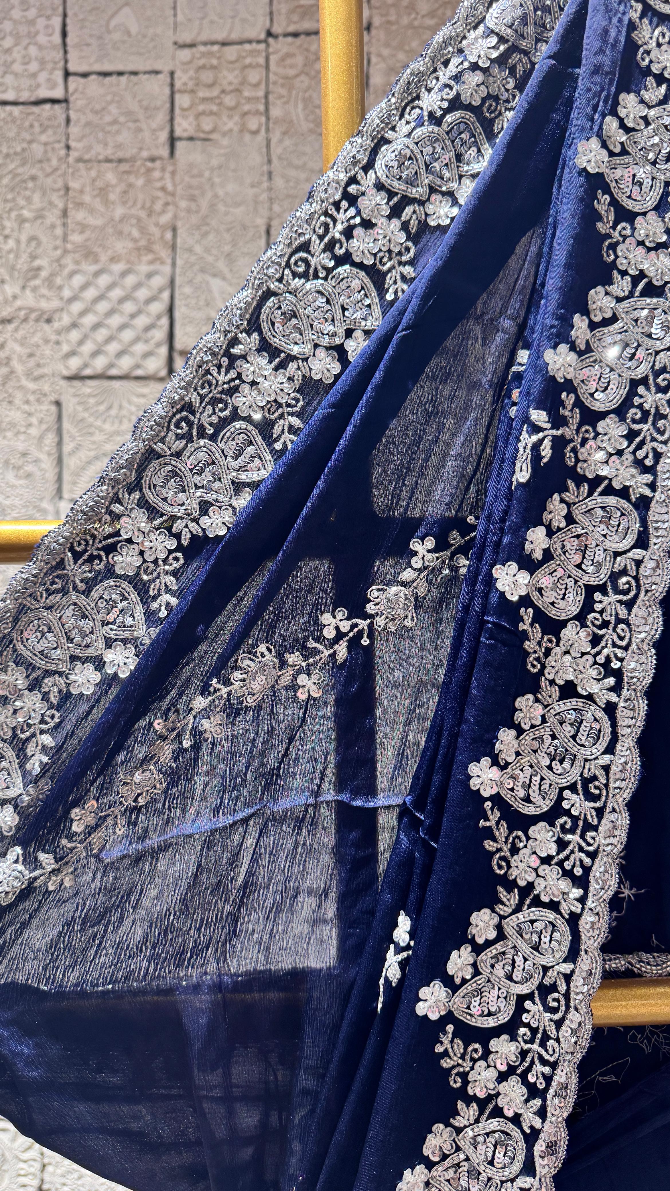 Navy blue saree with heavy floral border - Image 3