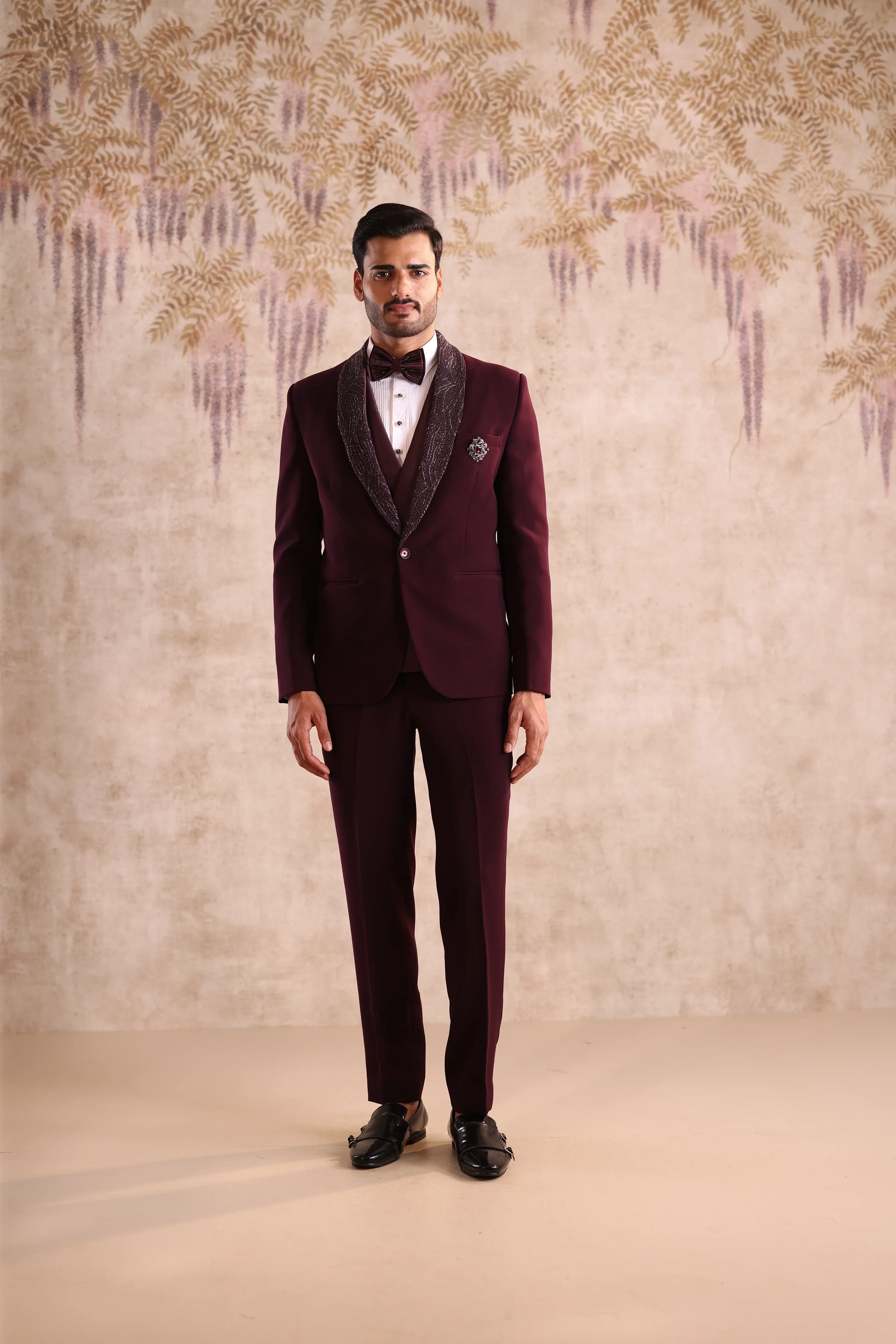 Wine Embroidery shawl detachable lapel tuxedo